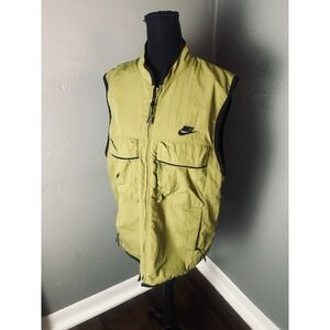 New Nike Vest Green Tech Woven Utility Nylon FZ0748-307 Full Zip sz M $125 NWOT